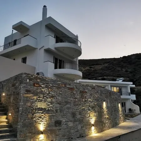 Heliopetra Sea View Studios