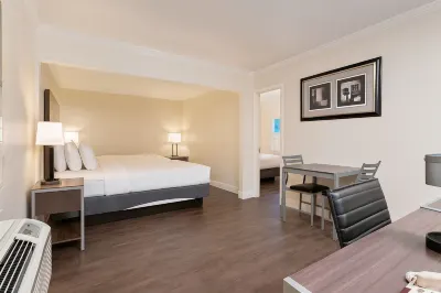 El Castell Motel Hotel dekat Pantai Del Monte