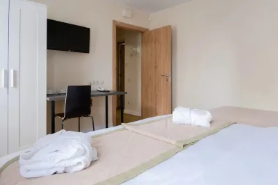 Nostalzhi Hotel Отели в г. 