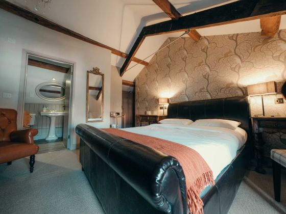 The Three Pigeons Inn