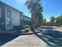 Studio 6 Suites Cameron Park, CA - Folsom - Parkering