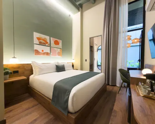 Urbit Garden Hotel Hotels near Laureles