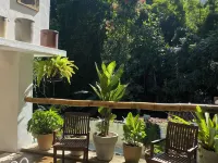 Casa São Conrado Hotels near Tijuca National Park