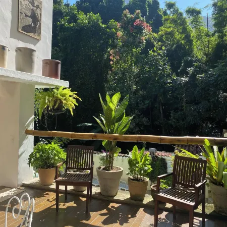 Casa São Conrado Отели рядом с достопримечательностью «Пляж Жоатинга»