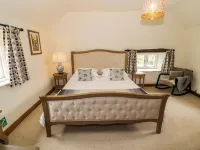 Elmhurst Cottage - 5-Star