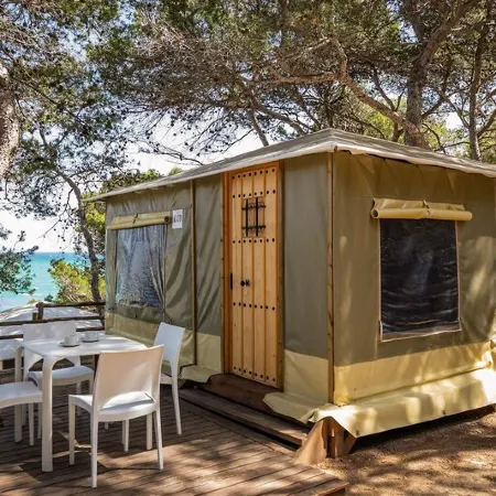 Camping Estival Torre de la Mora