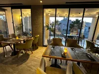 Hyperion City Hotel & Spa