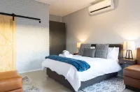 The Sandton Penthouse - balcony
