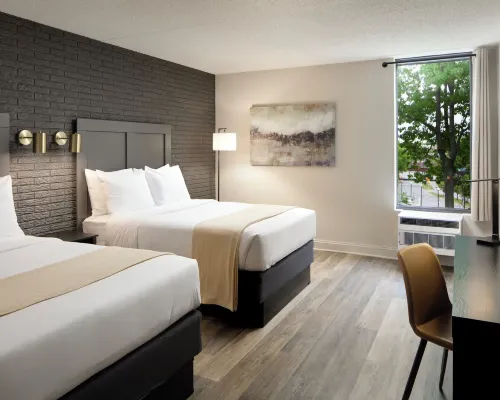 The Hotel Arlington Hotels near Abner Cloud House