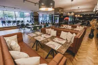 Hermanns Hotel & SPA Sibiu - Morgenmad