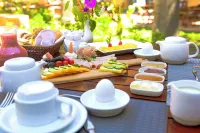 Alhambra Thalasso - 朝食