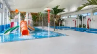 The Land Tourist Hotel - 2-Star