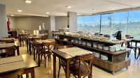 แอตลาส บีช โรงแรม - พร้อมอาหารเช้า