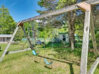 Cozy Room Near Schroon Lake Marina, Town & Beach! Hotels in Schroon