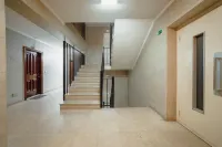 Downtown Stylish Apartment with Garage by Vacationy - Condos