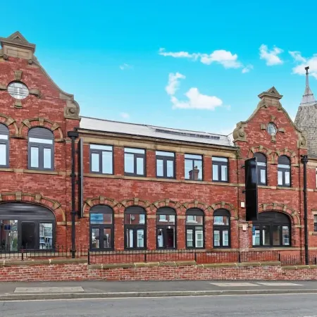 Perfect Booking 2 Bed Flat With Gym Cinema
