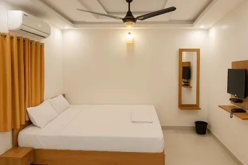 PY Olliv Chennai Thiruvallur - 2-Star