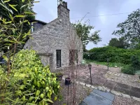 Cozy Aberdeen Cottage with 3 Bedrooms - Kitchens