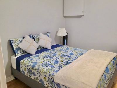 Comfortable 2-Bedroom Apartment in Laval, 2 Parking Spaces, Optional Car Ren