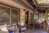 Blackberry Creek Cabin - Chalets