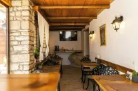 The Golden View Guesthouse - breakfast