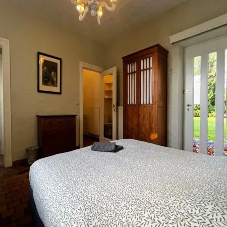 Hoefke Voort - Peaceful Farmhouse in Haspengouw for 12 Guests Hotels in Borgloon
