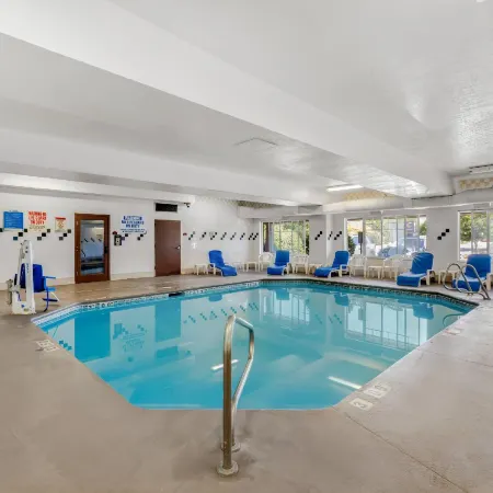 Comfort Suites Airport