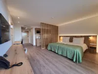 Hotel Roca Mar - 4-Star