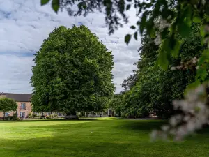 Dunadry Hotel and Gardens