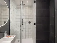Moxy London Piccadilly Circus Hotels near St. James