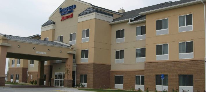Fairfield Inn & Suites Ames Hotels in Ames