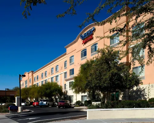 Fairfield Inn & Suites Phoenix Midtown Отели рядом с достопримечательностью «Энканто»