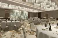 DoubleTree by Hilton Varanasi - breakfast