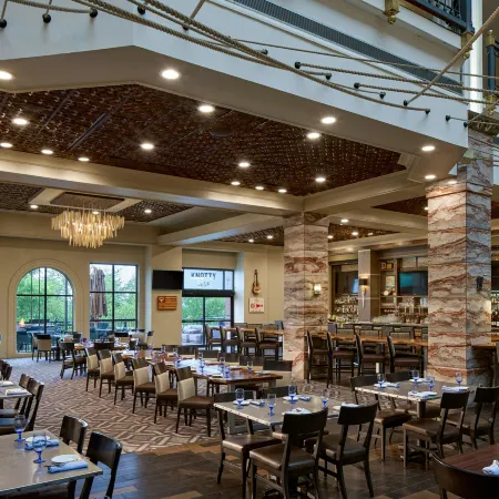 Renaissance Austin Hotel
