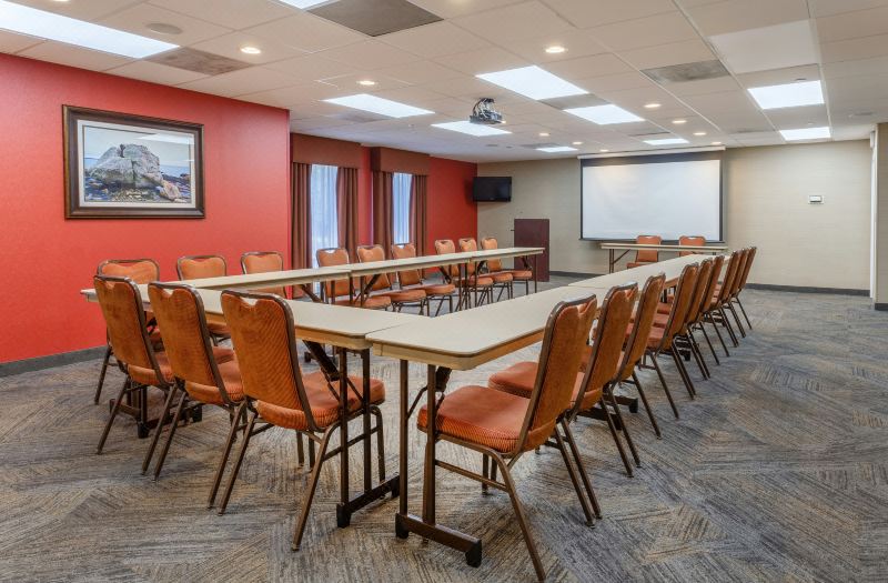 Hampton Inn Groton photo 4