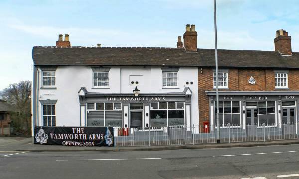 OYO Tamworth Arms Boutique Pub & Hotel