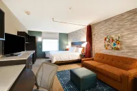Home2 Suites by Hilton LaGrange - parking