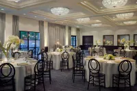 Charlotte Marriott SouthPark - СПА