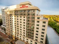 Hilton Garden Inn Bethesda Downtown Hotels near Chevy Chase Playground