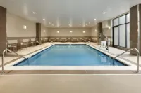 Embassy Suites by Hilton Akron Canton Airport - Pools