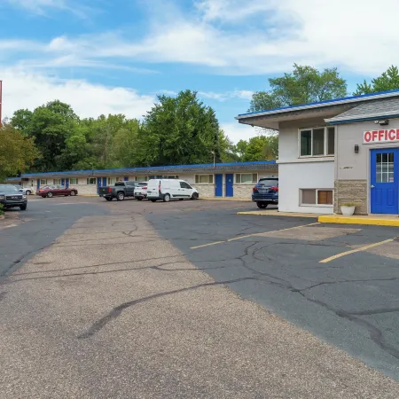 Budget Host Inn Fridley