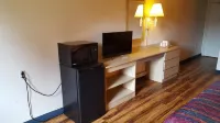 Red Carpet Inn - Motels