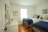 Your Kennebunkport Getaway — Walk to Town! - 3-Star