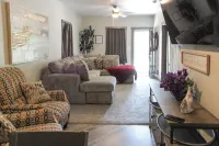The Hide Out - a Family Getaway in Columbus - 2-Star