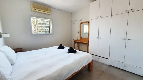 Charming 3Bdr Apt with Sea View B5 Hotel a Bat Yam