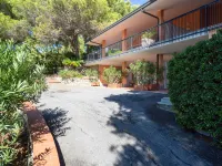Apartment A1 (and110)