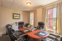 The Centennial Hotel Hotels in Concord