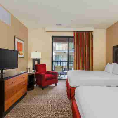 Hilton Promenade at Branson Landing Rooms