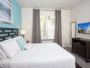 New 3 Bedroom Suites Close to Disney