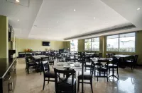 奎雷塔羅大希爾頓逸林酒店 - 早餐